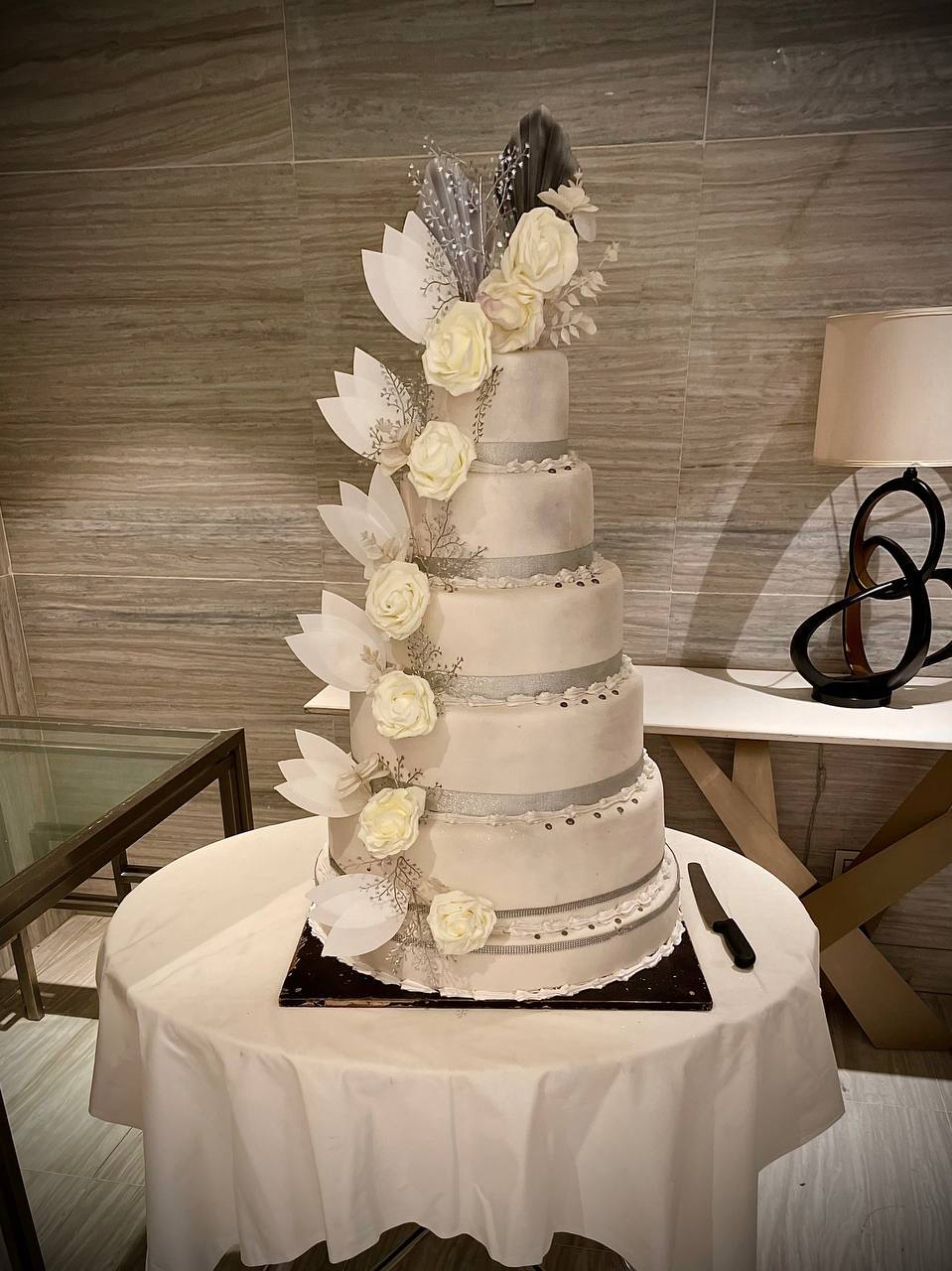 Elegant Wedding Cake
